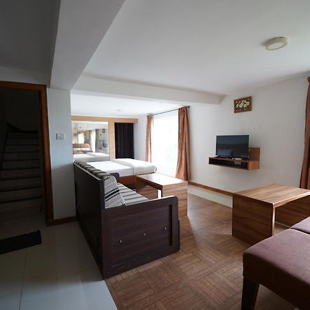 Bison Inn Ketti Εξωτερικό φωτογραφία