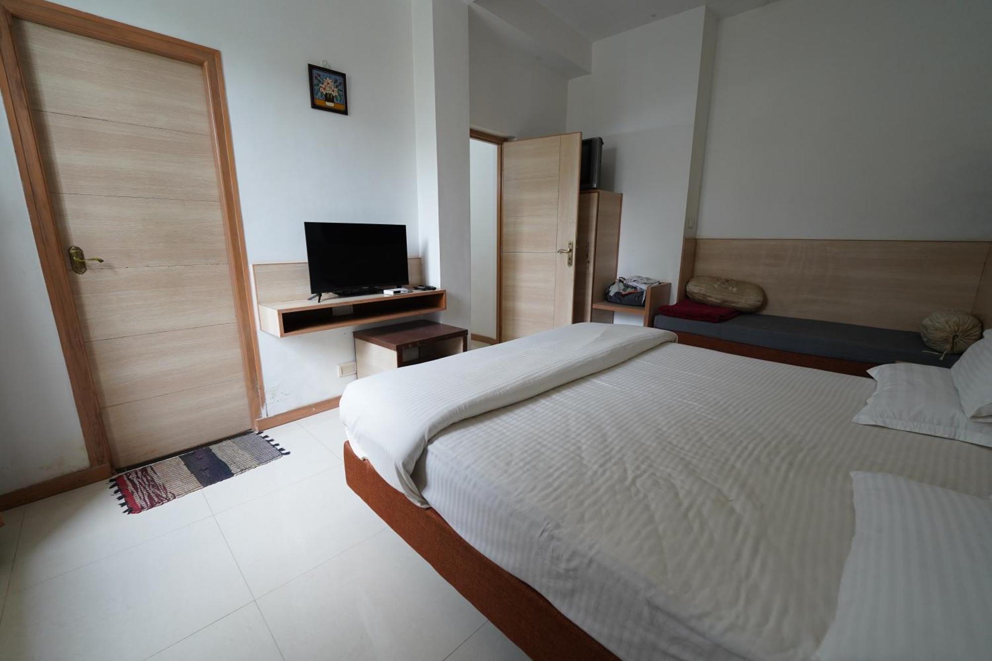 Bison Inn Ketti Εξωτερικό φωτογραφία